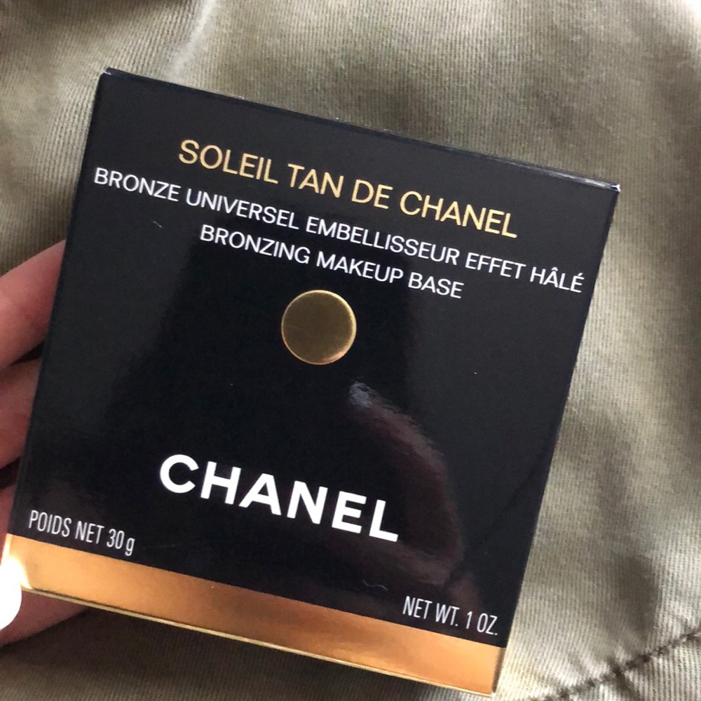 CHANEL soleil tan de Chanel
